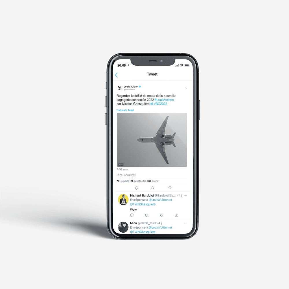 Mockup post twitter Louis Vuitton